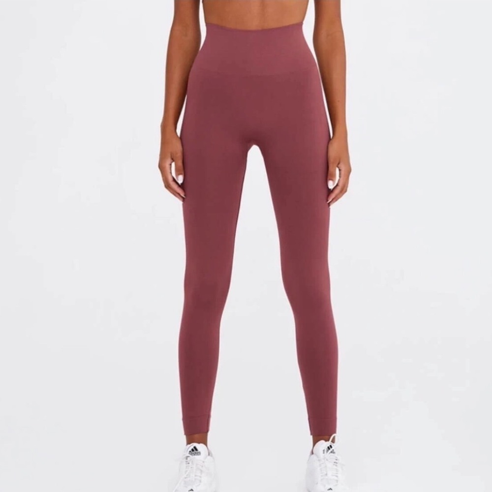 Set Active | SCULPTFLEX Burgundy Maroon High Waisted Seamless Leggings, S